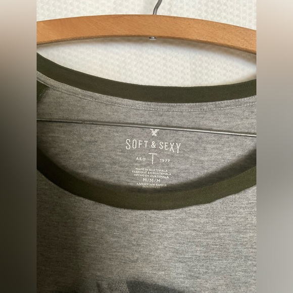 American Eagle shirt - Picture 2 of 3